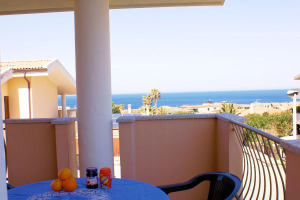 La Tartaruga Bianca Hotel (Valledoria)